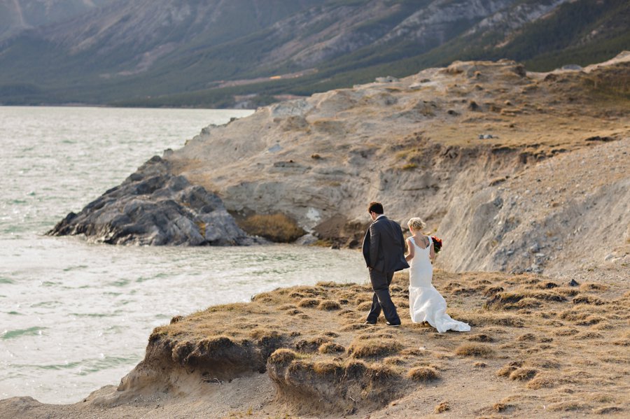 abraham lake nordegg mountain wedding photographers at windy point bride & groom portraits exploring 