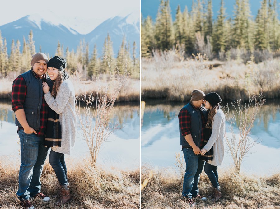 Vermilion Lakes couples pictures in autumn
