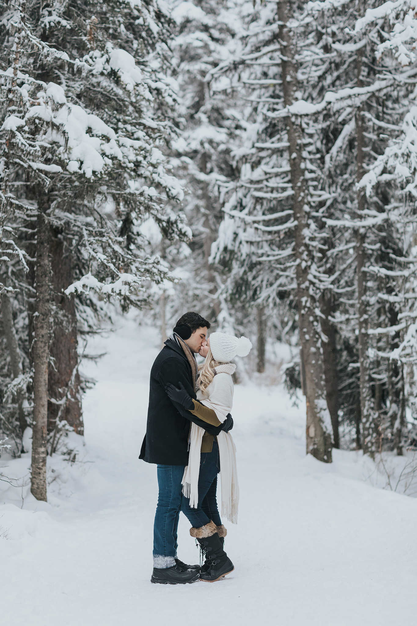 romantic Lake Louise winter couples anniversary photos in the Canadian Rocky Mountains
