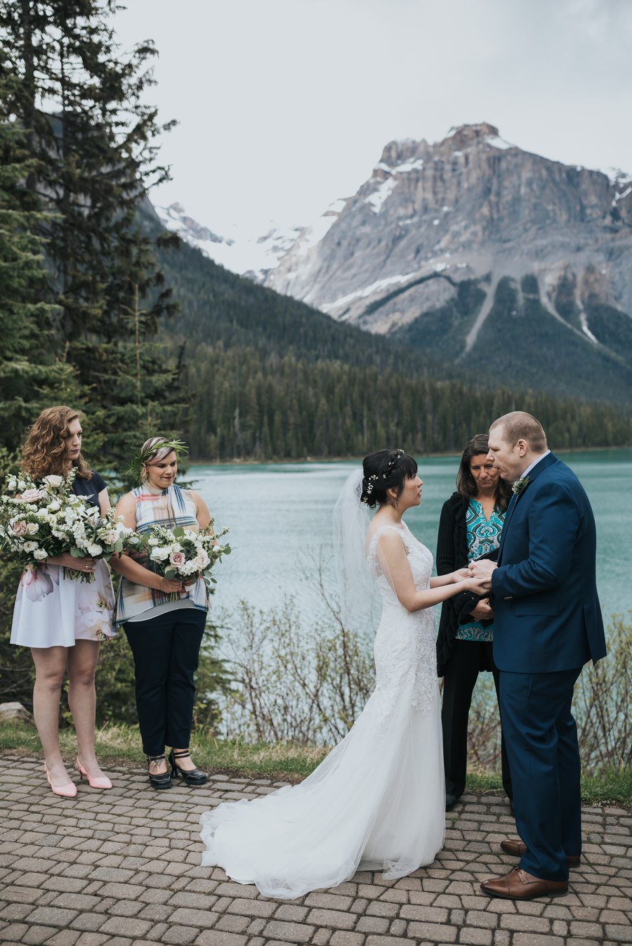 emerald lake lodge intimate wedding ceremony viewpoint