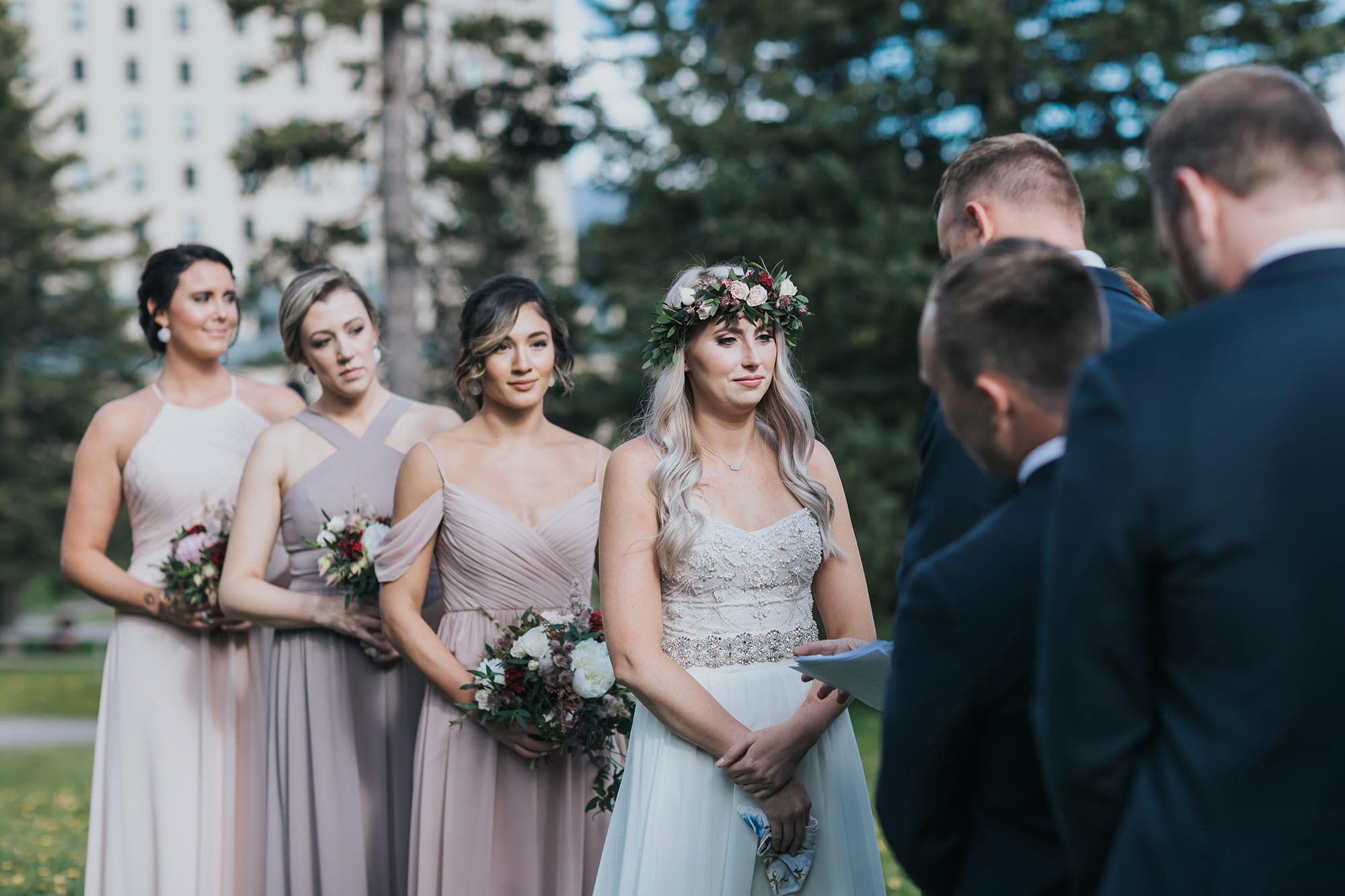 get married in lake louise wedding photographers