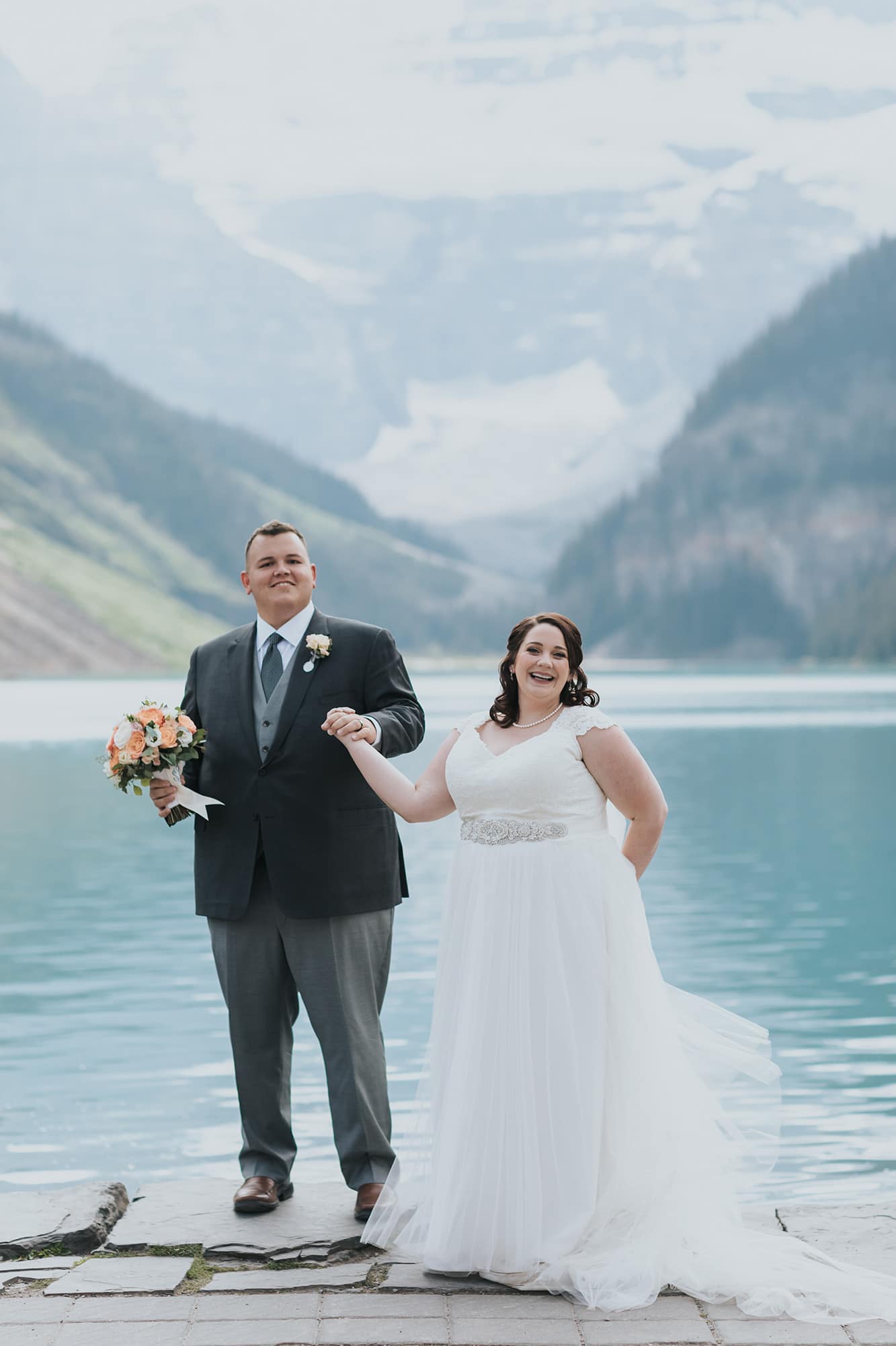 lake louise wedding photography bride groom portraits