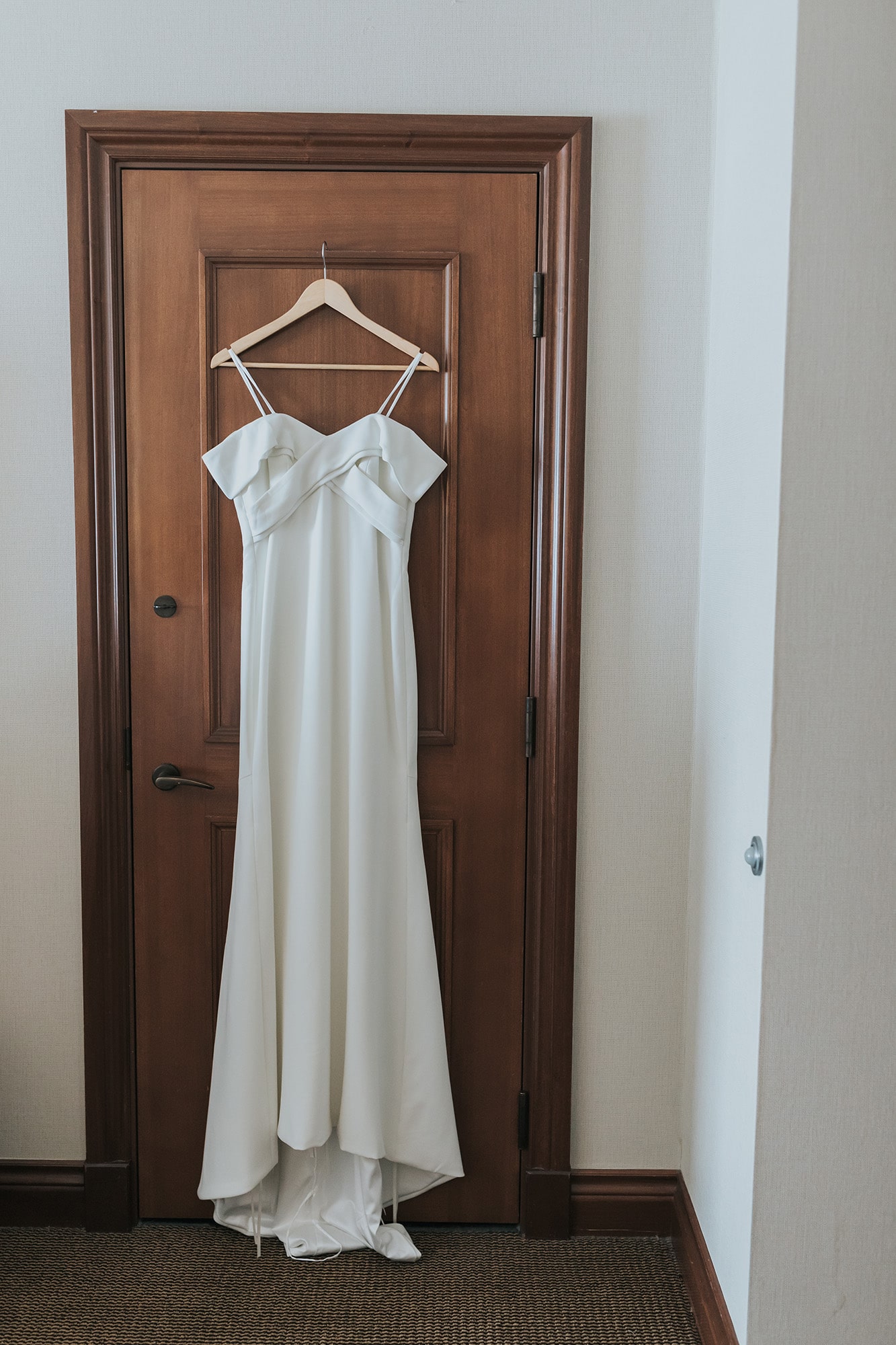 Elegant Fairmont Chateau Lake Louise wedding bridal details