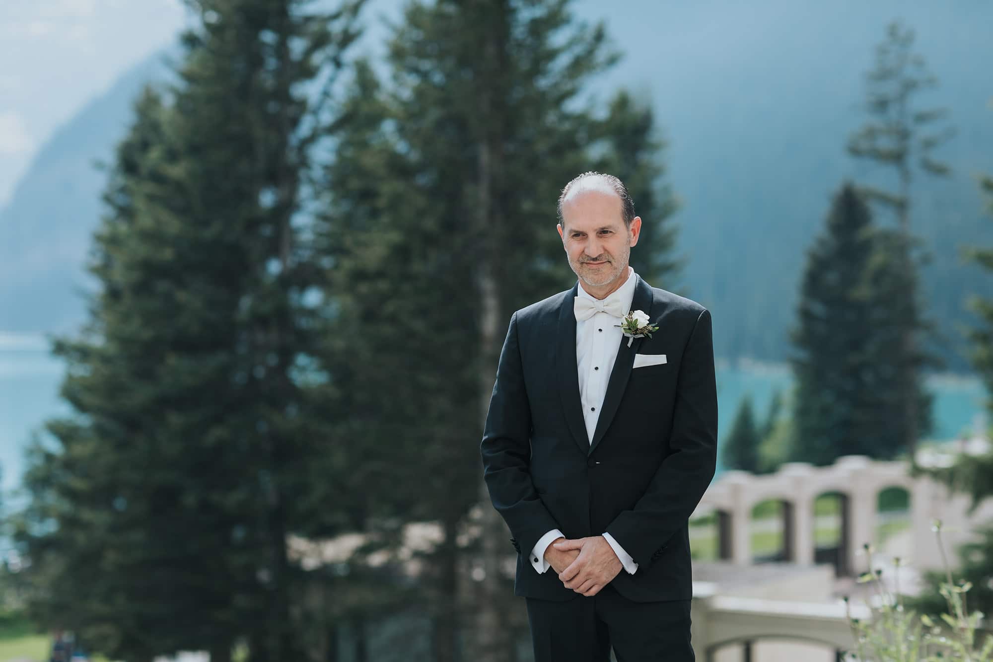 Elegant Fairmont Chateau Lake Louise wedding victoria terrace outdoor ceremony