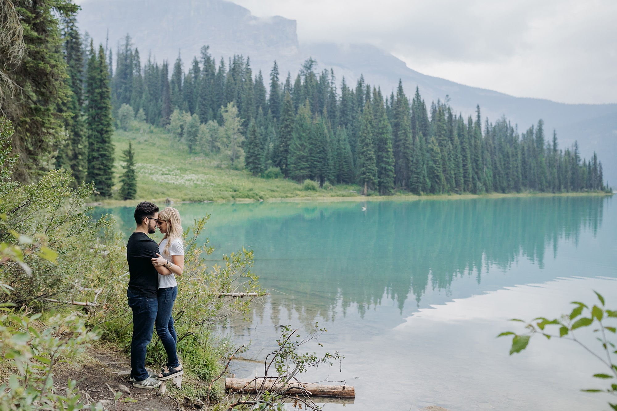 Emerald Lake Couples Photos