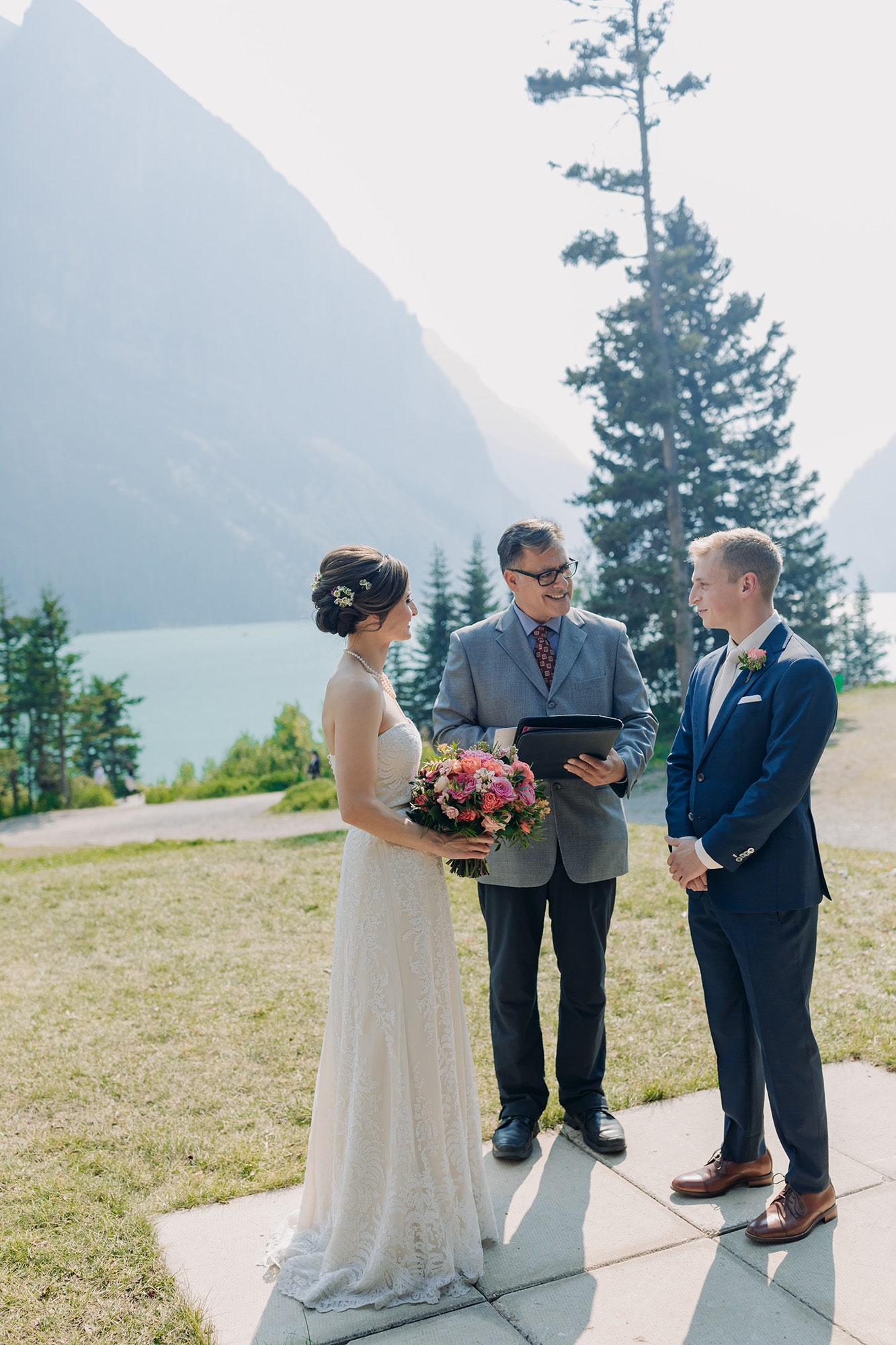 Lake Louise Outdoor wedding ceremony