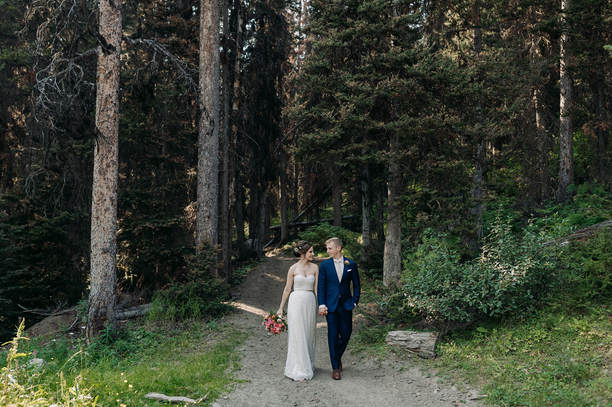 Lake Louise Outdoor wedding 