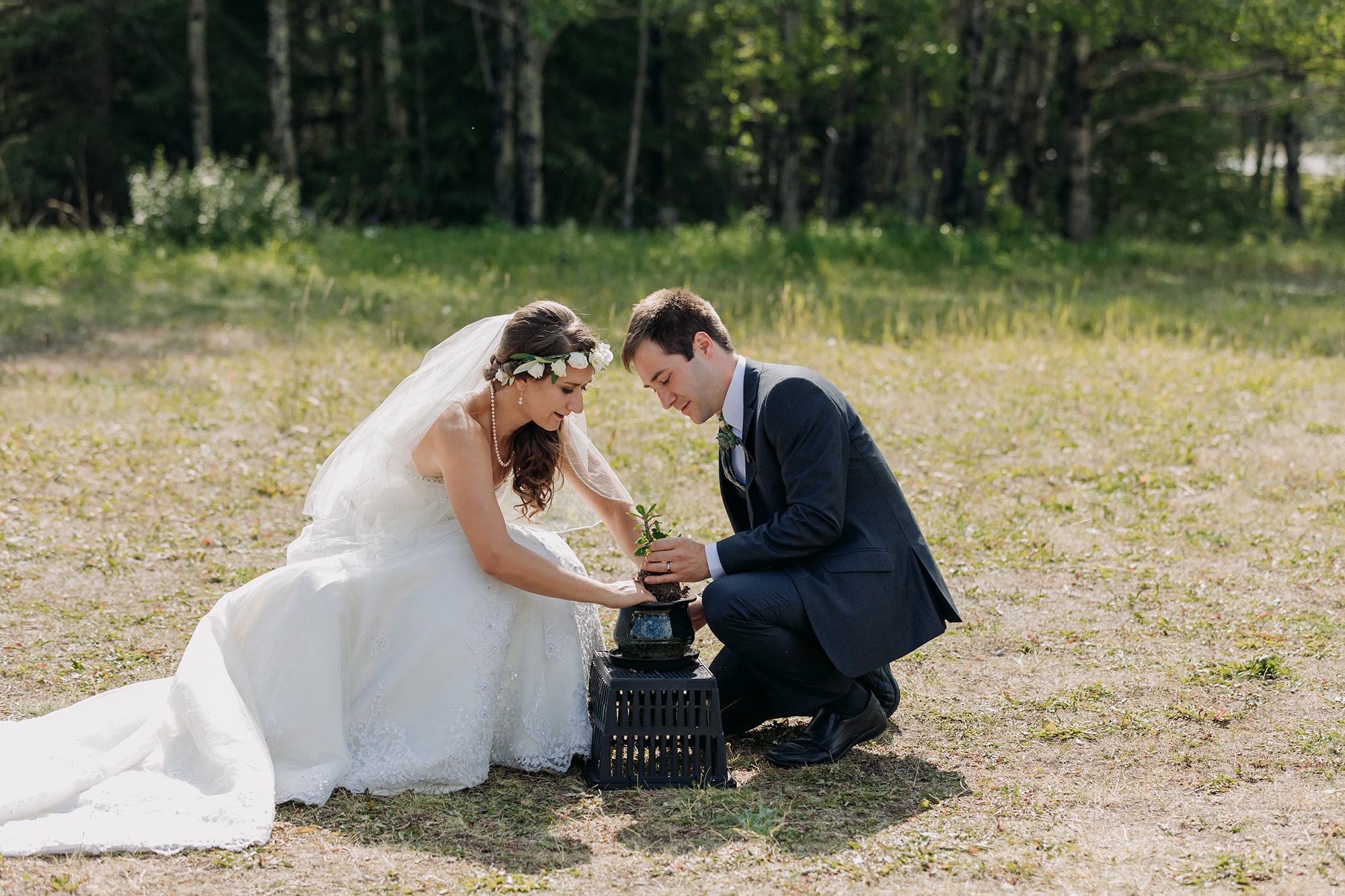 Rundleview Parkette wedding ceremony Canmore