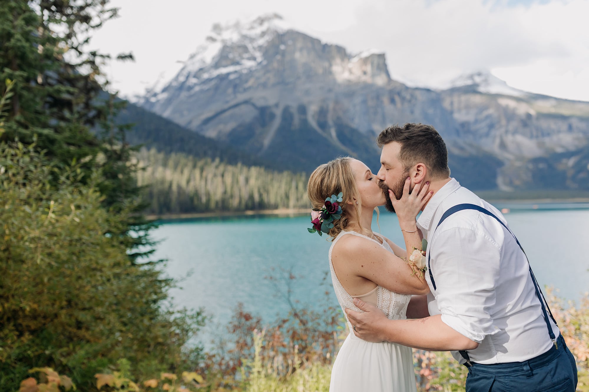 Emerald Lake Elopement Photographer viewpoint outdoor ceremony