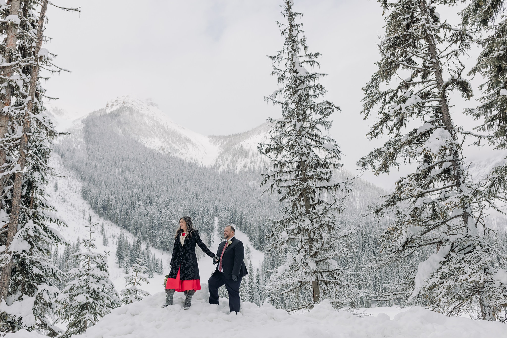 Emerald Lake Lodge Winter elopement bridal groom wedding portraits in the snow