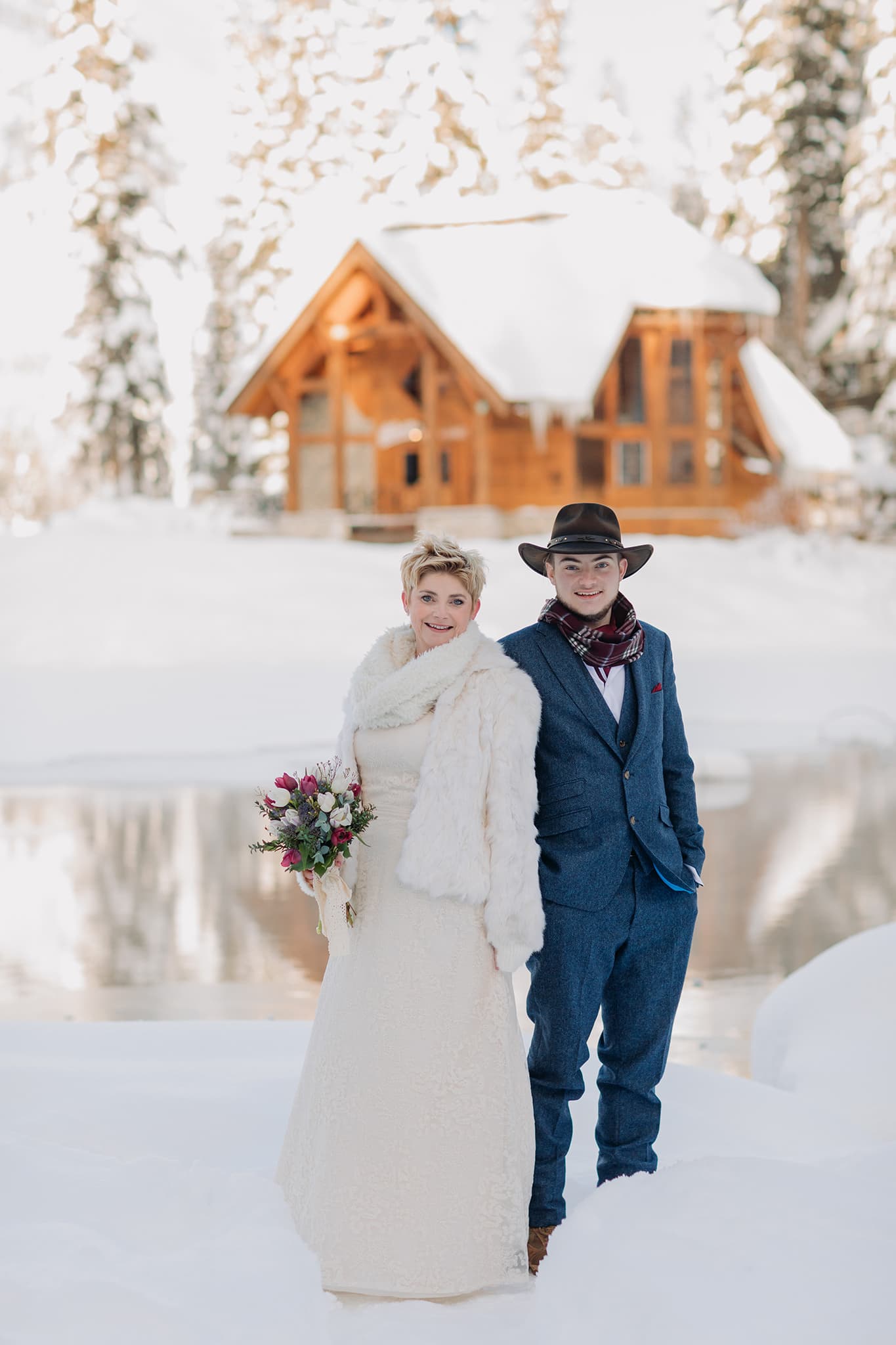 Emerald Lake Lodge Winter family elopement