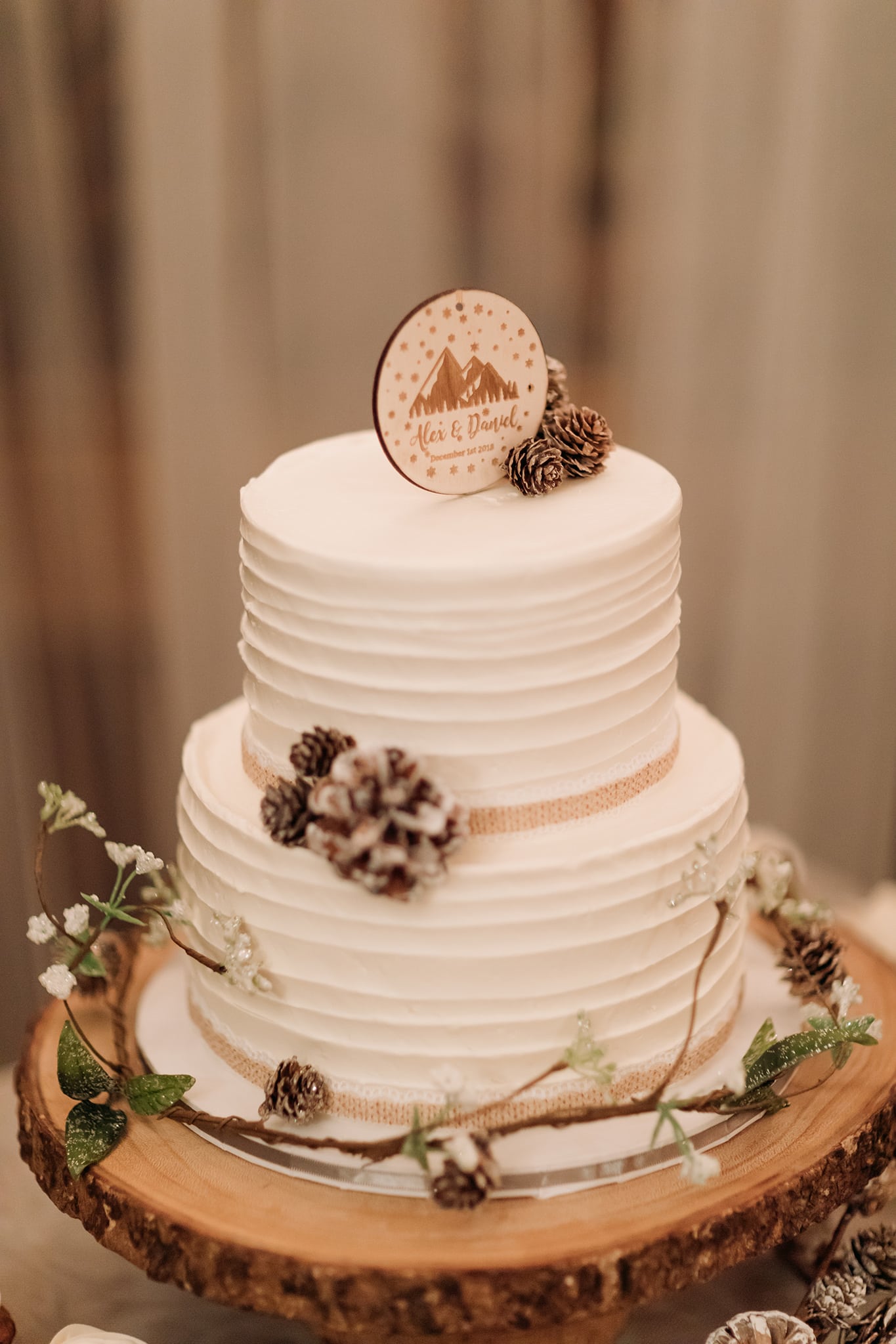 georgetown inn wedding cake details canmore wedding reception