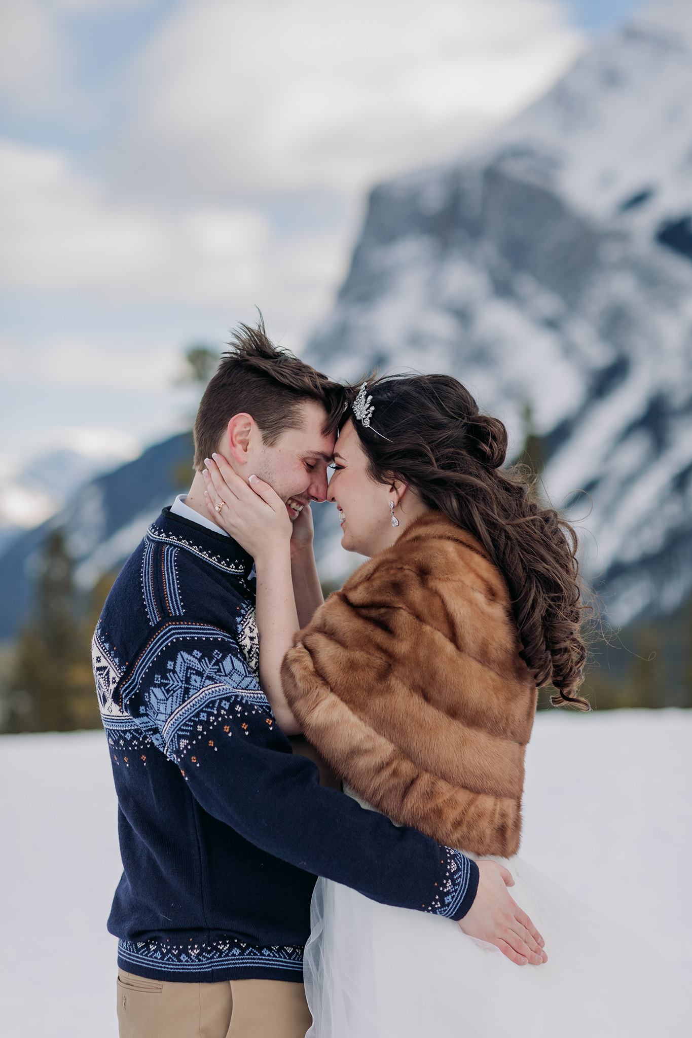 winter wedding portraits in Banff National Park photographed by ENV Photography