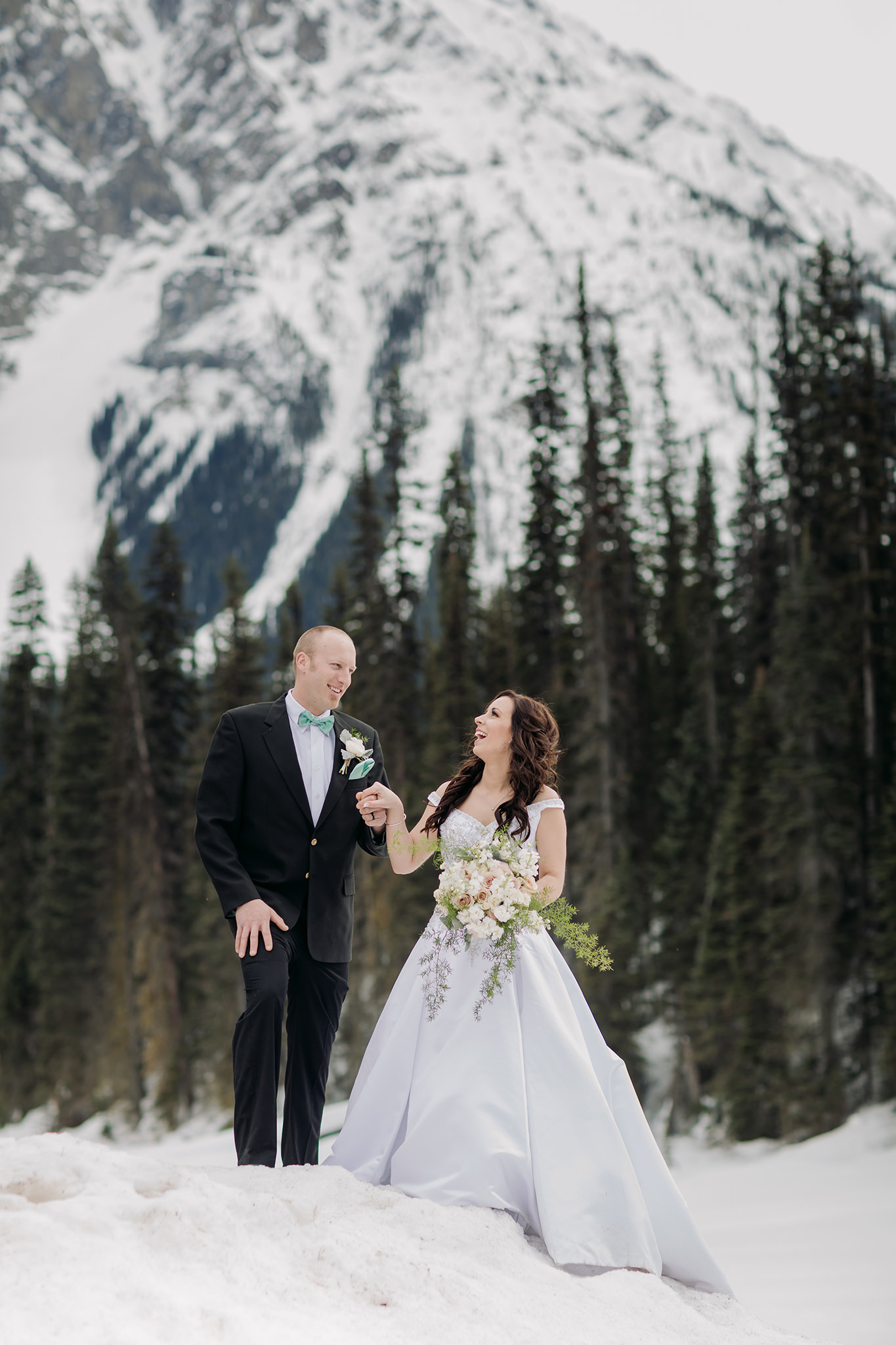 emerald lake lodge wedding spring mountain portraits with fire pit smoke