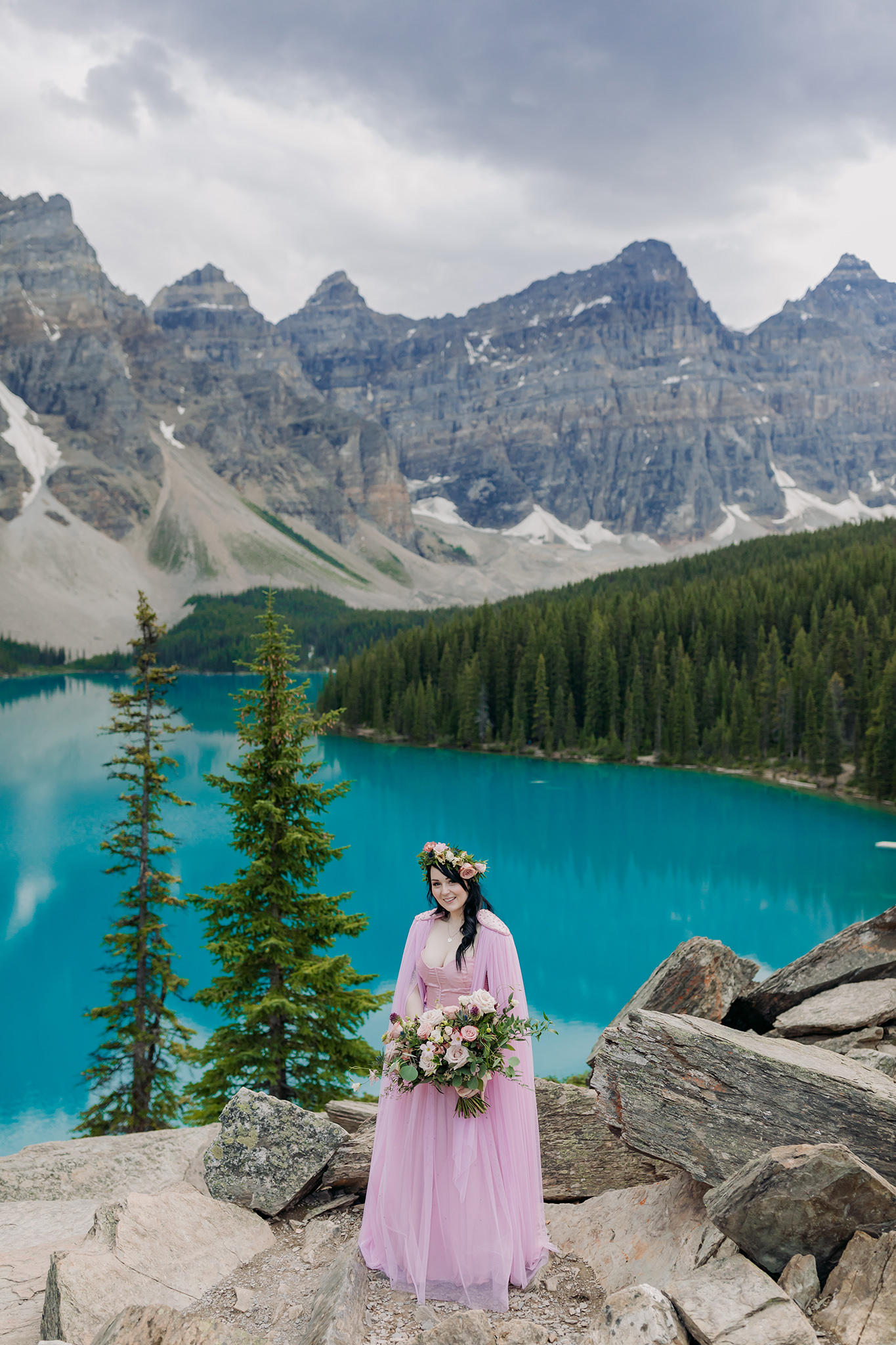 adventurous mountain wedding with bride in pink