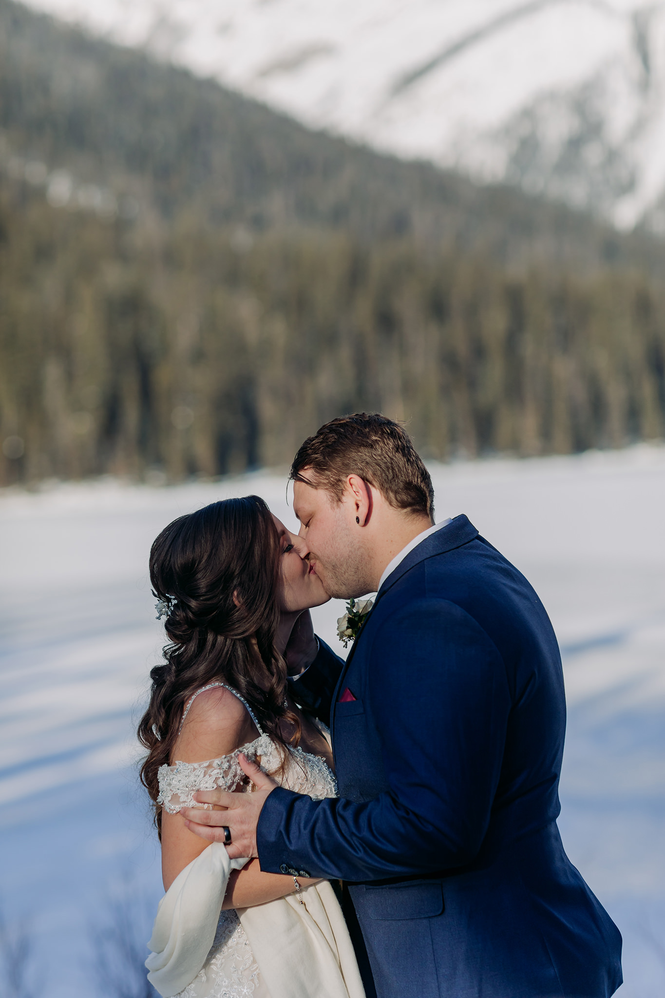 november wedding at Emerald Lake Lodge in the mountains