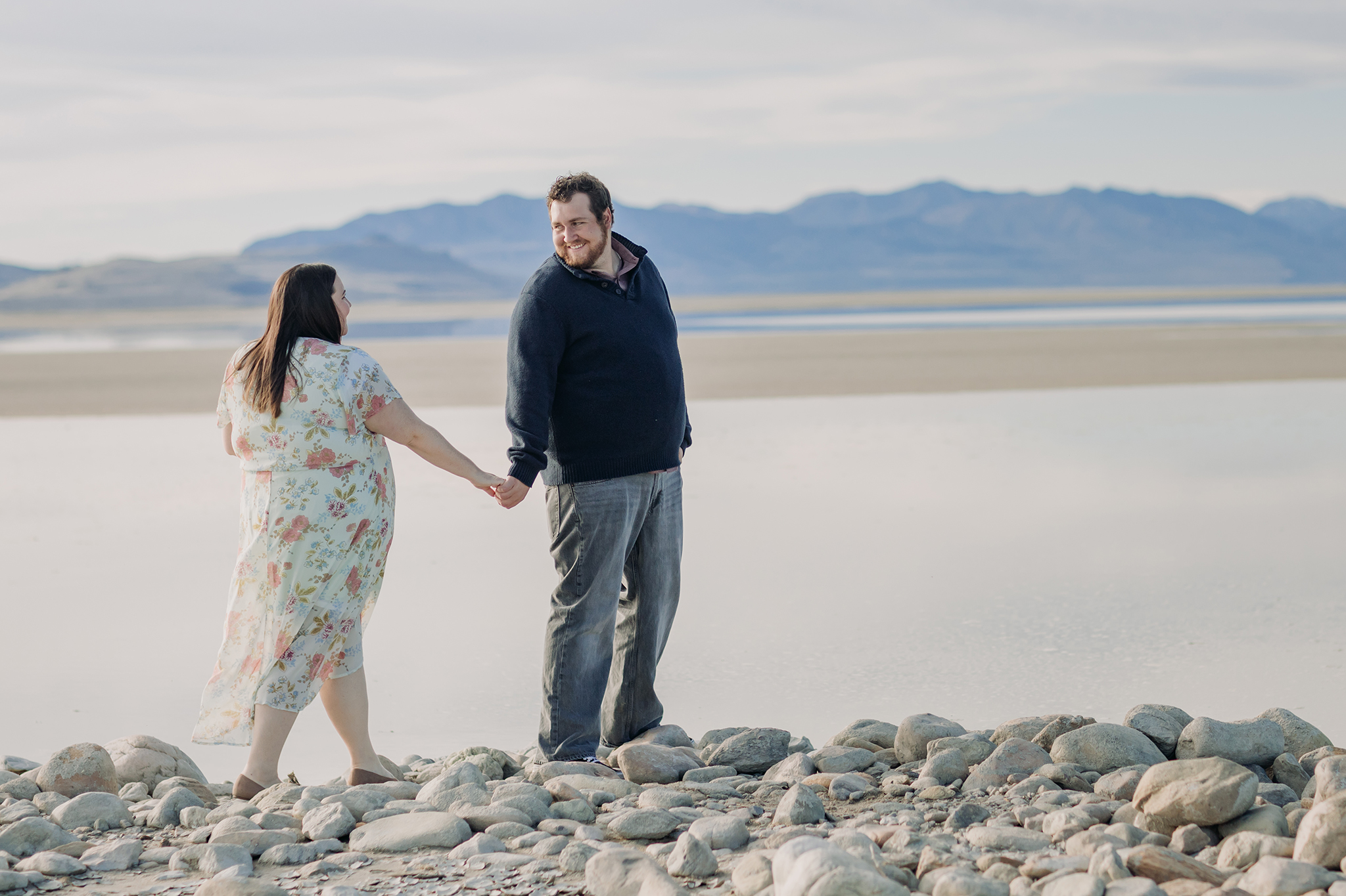 Antelope Island State Park Utah couples portraits in Spring. Exploring Utah with ENV Photography.