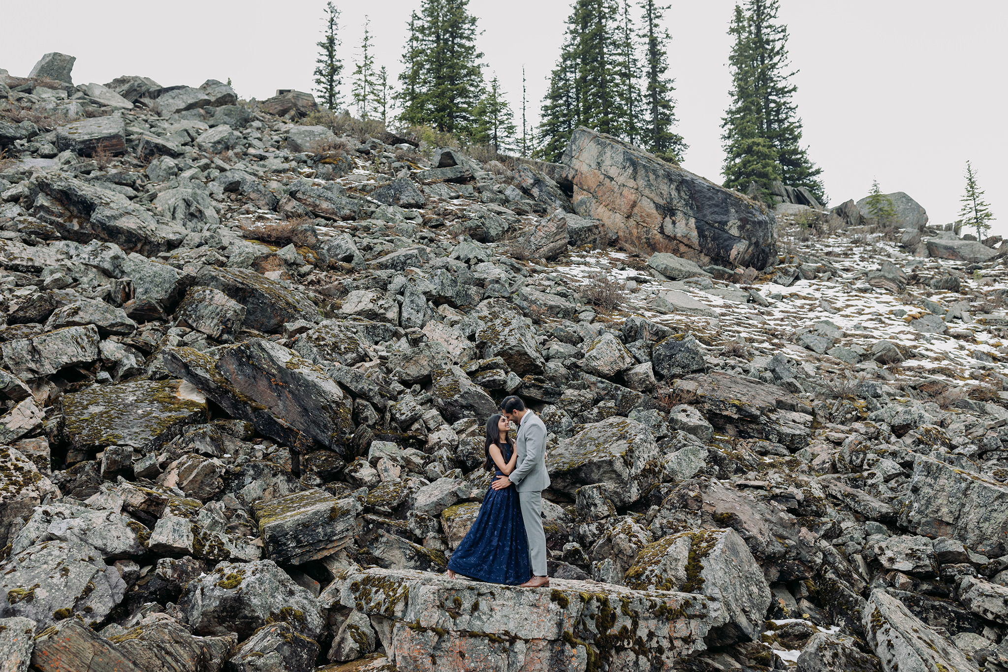 Rocky Mountain National Park formal couples photos in Banff