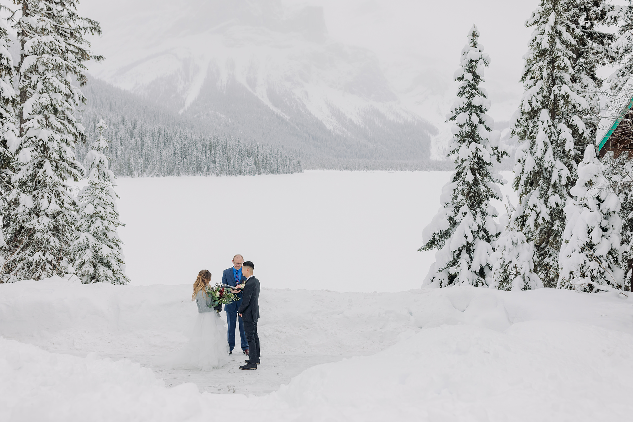 How to Get Married in 2020: Elope Now & Party Later! Emerald Lake Winter mountain elopement