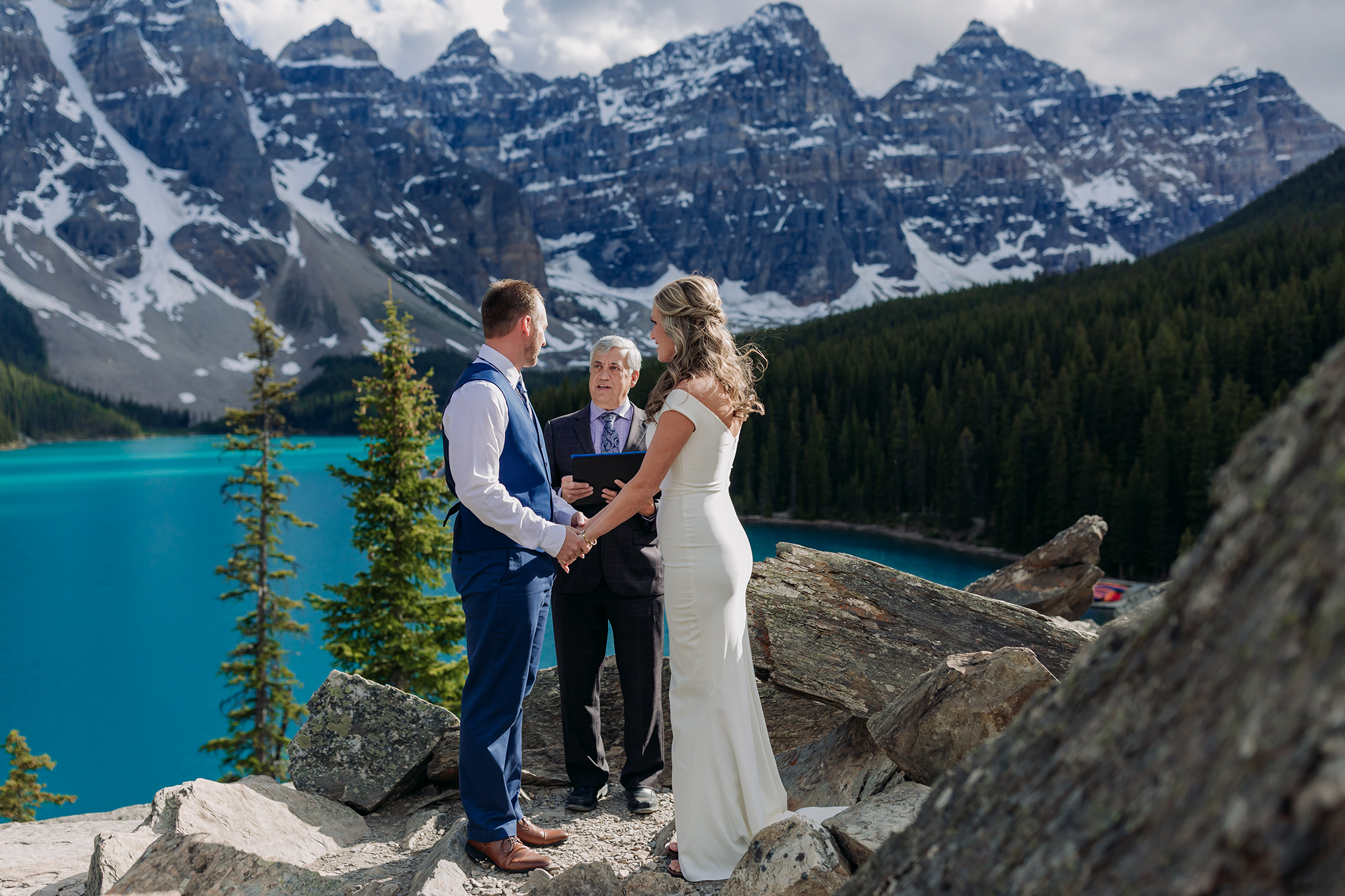 How to get married in 2020: Elope Now & Party Later! Moraine Lake mountain elopement in Banff National Park