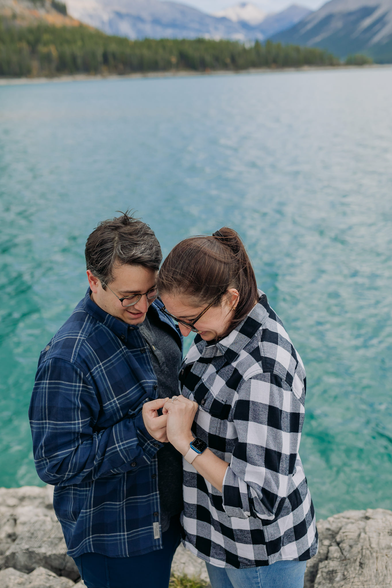 proposing in Banff national Park - Surprise Proposal Photographer & Proposal Guide