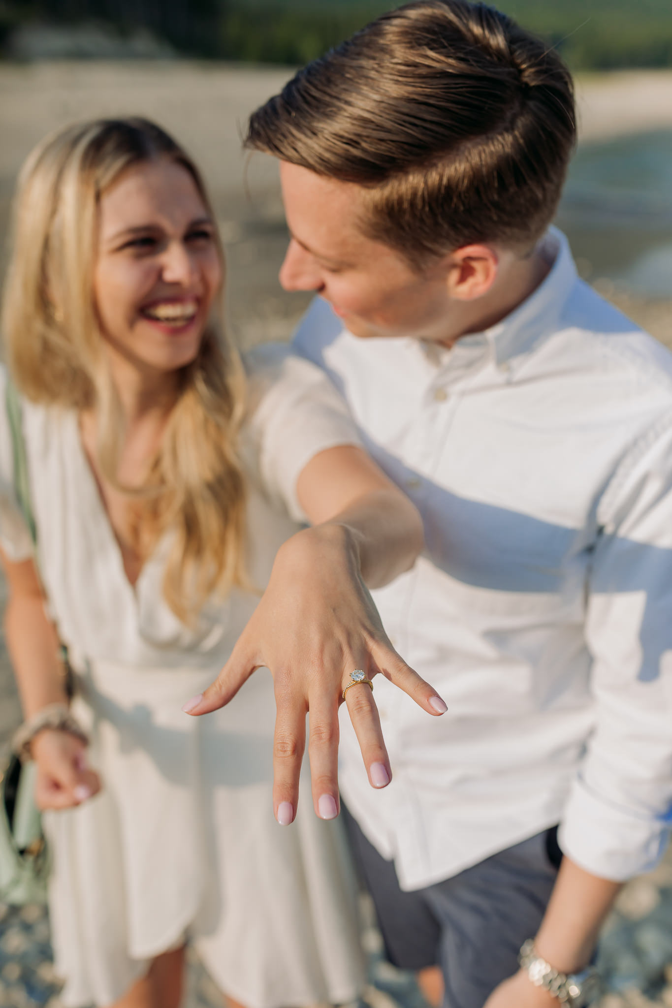 proposing in Banff national Park - Surprise Proposal Photographer & Proposal Guide