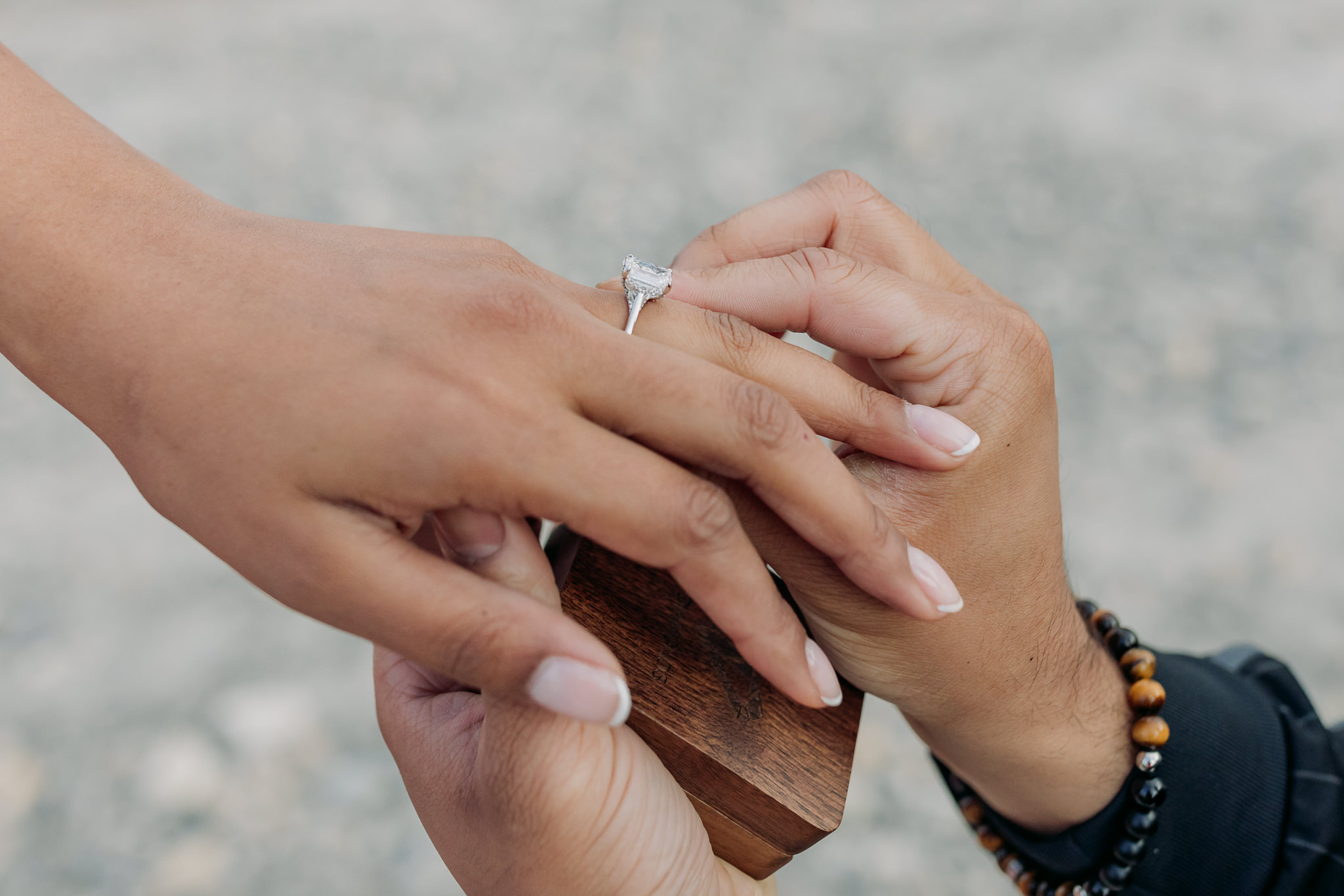 proposing in Banff national Park - Surprise Proposal Photographer & Proposal Guide