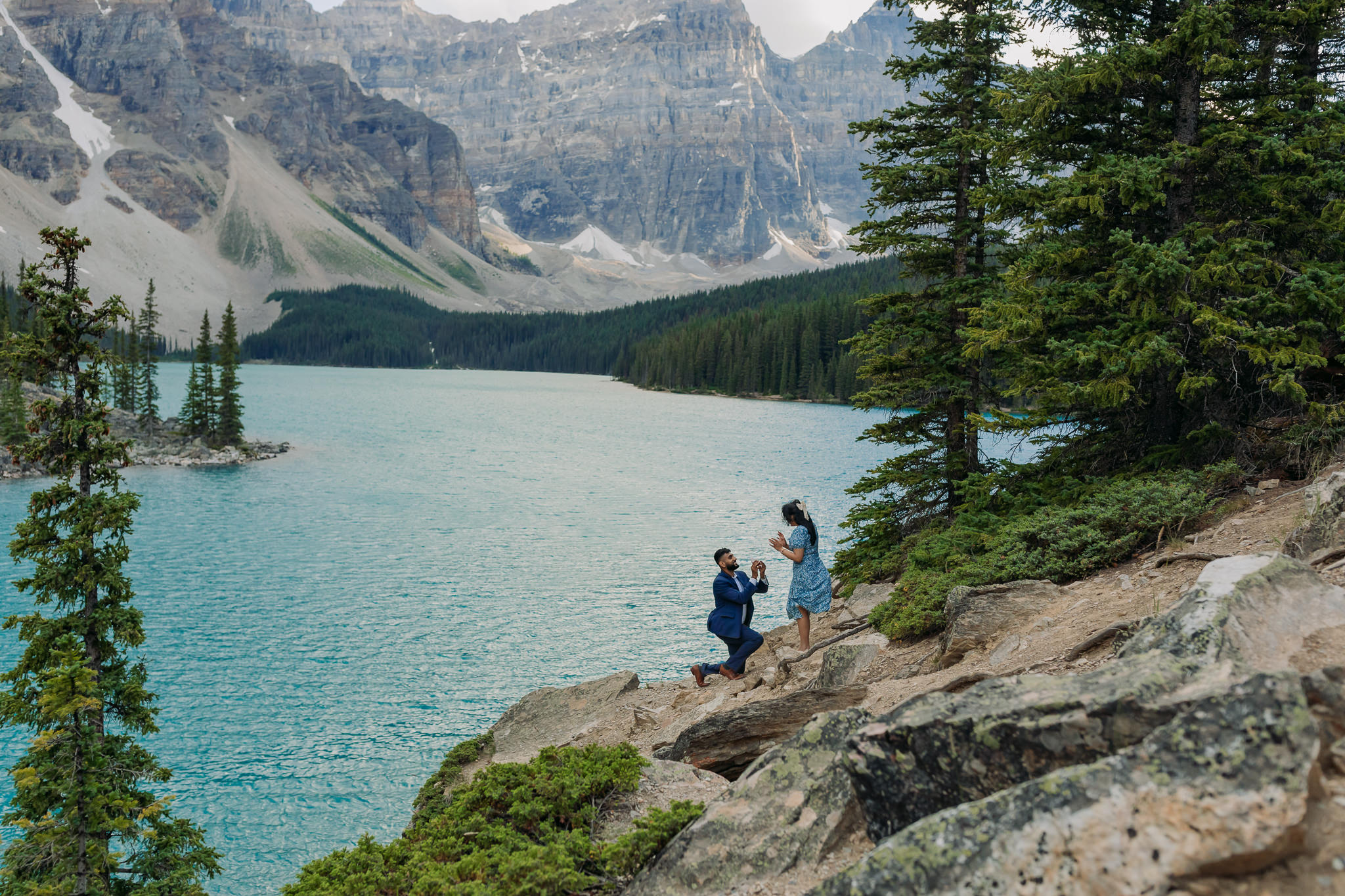 proposing in Banff national Park - Surprise Proposal Photographer & Proposal Guide