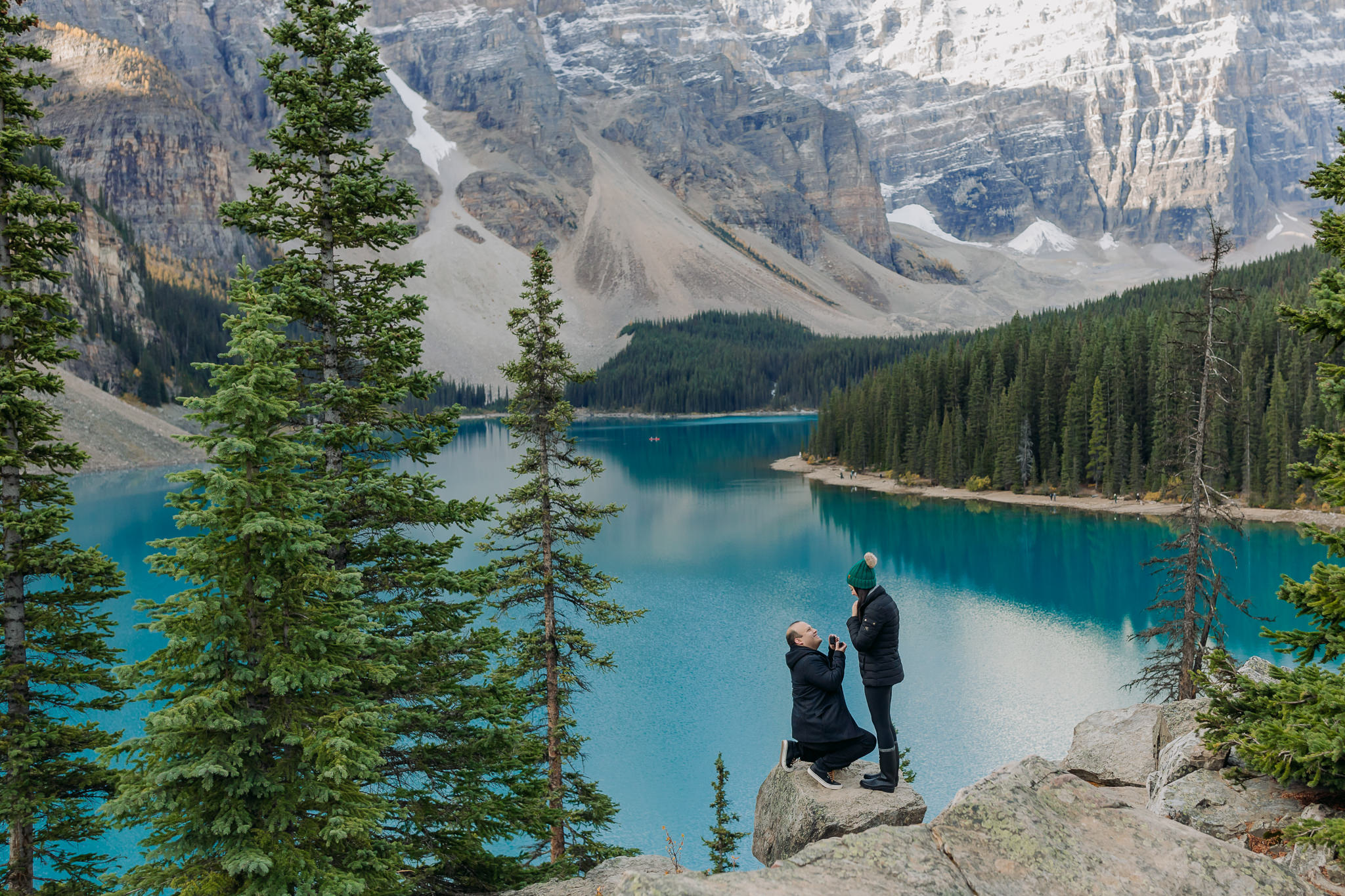 proposing in Banff national Park - Surprise Proposal Photographer & Proposal Guide